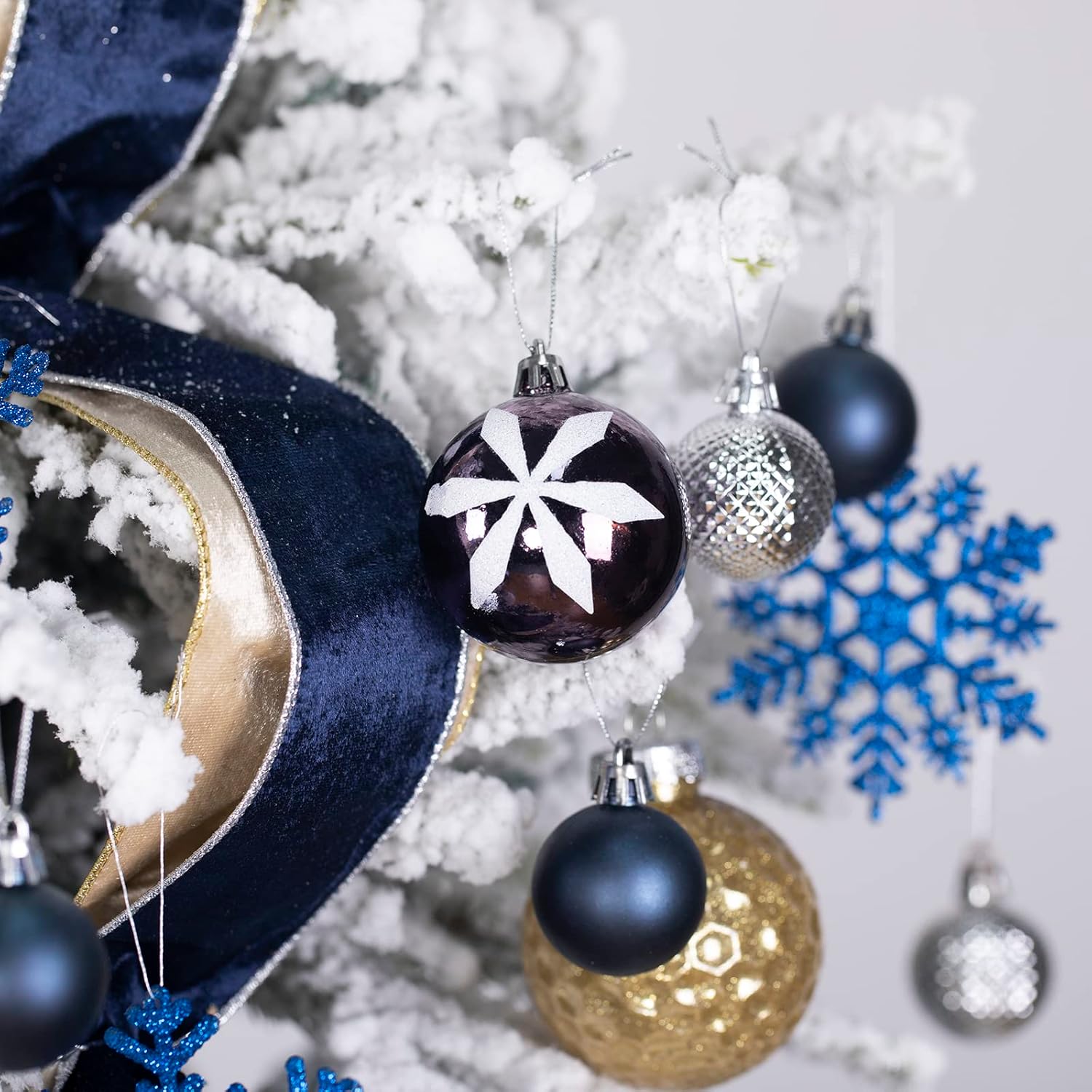 100 Pack Christmas Ball Ornaments,Navy Blue and White Plastic Christmas Balls Shatterproof Christmas Tree Decorations in Indoor,Holiday Xmas Tree Decor Hanging Baubles Balls-601968800604